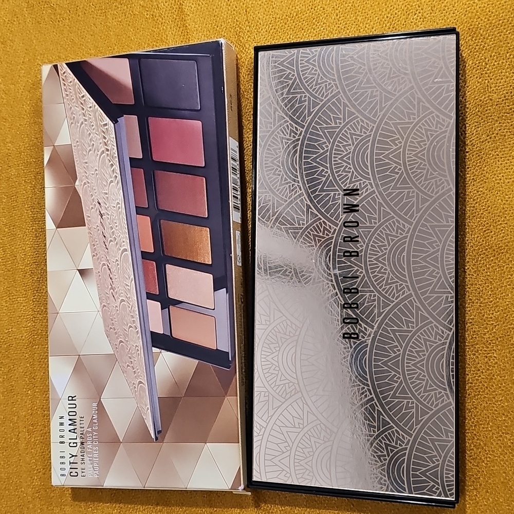 Bobbi Brown City Glamour Limited Edition Eyeshadow Palette NIB - Picture 7 of 8